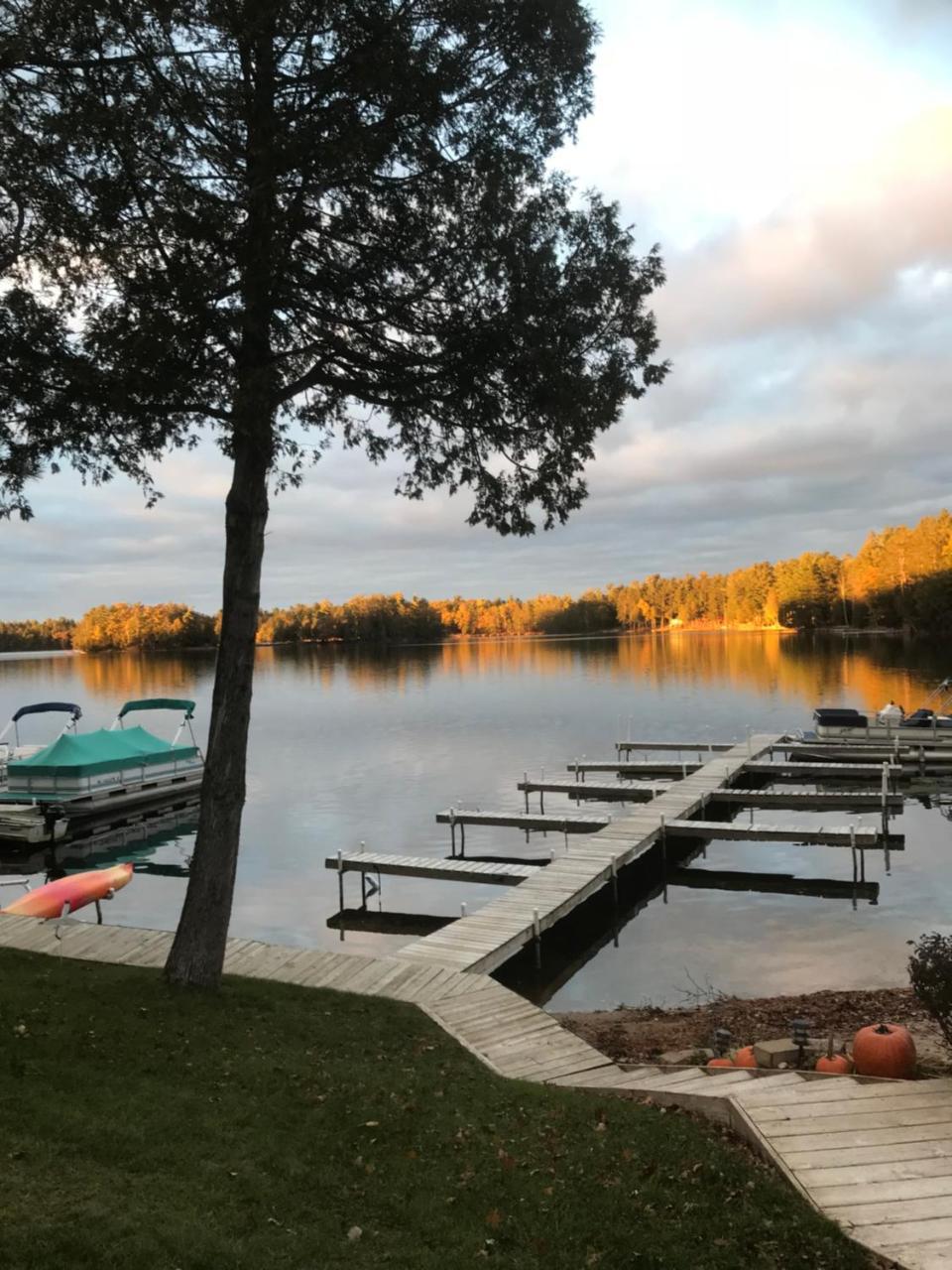 Clear Lake Resort Уэст-Бранч Экстерьер фото